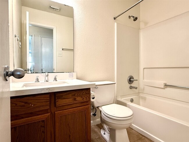 Building Photo - 16127 Cole Bridge Ln