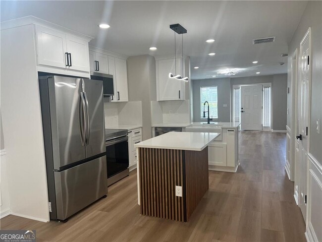 Building Photo - 2896 Vining Ridge Terrace