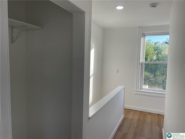 Building Photo - 1342 3rd St