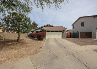 Building Photo - 4010 E Sidewinder Ct