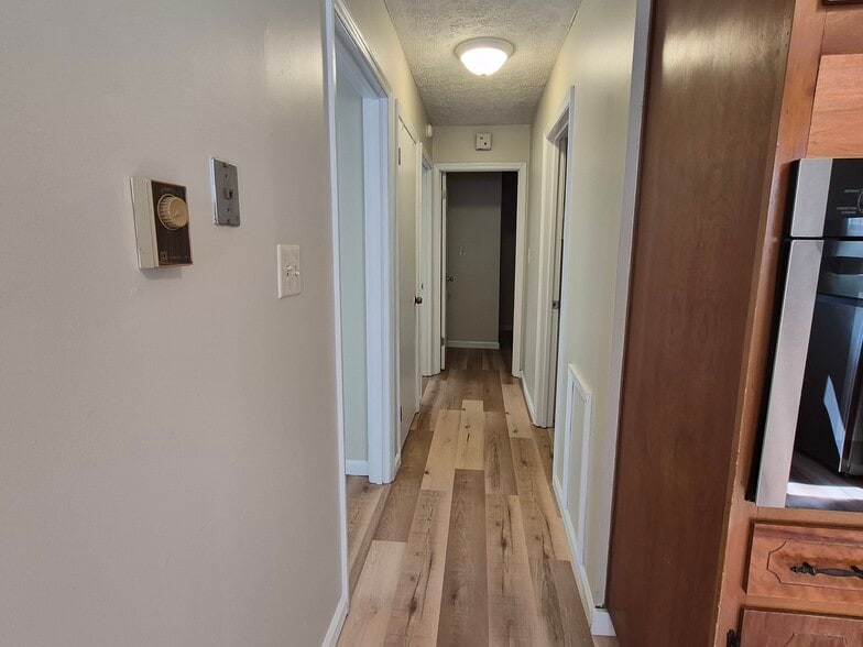 Hallway from kitchen entry - 128 Morgan Drive