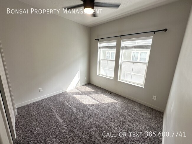 Building Photo - 343 N 680 E