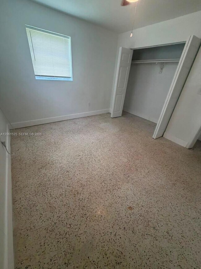 Building Photo - 11530 SW 136th St