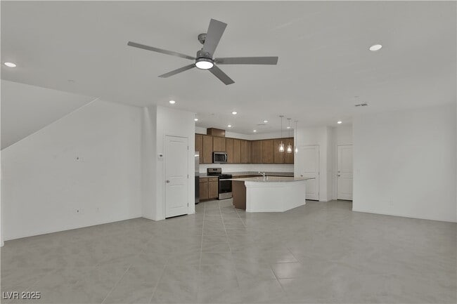 Building Photo - 3663 Inspirato Ave