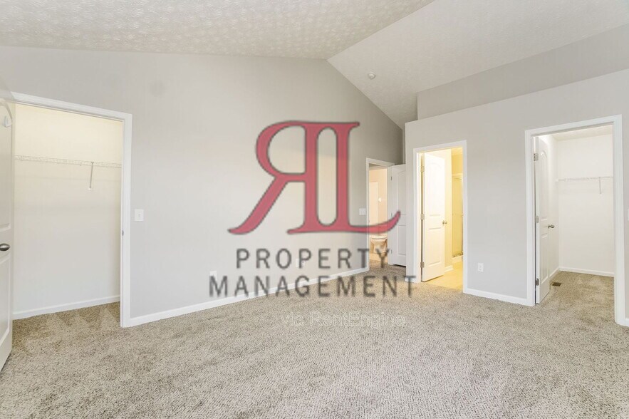 Building Photo - 5569 Goose Falls Dr