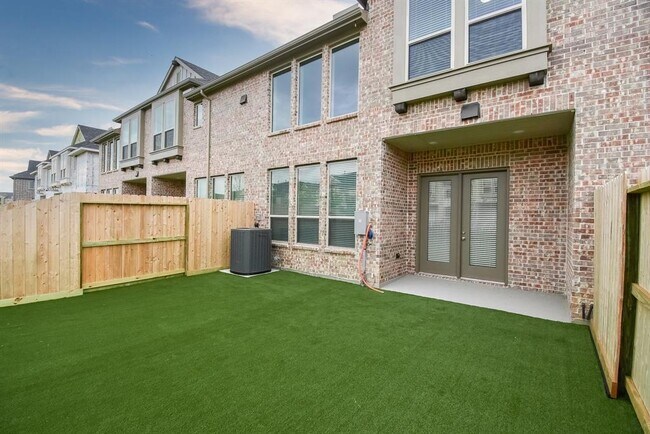 Building Photo - 6507 Bramble Cv Ln