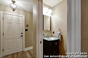 Building Photo - 1418 Fawn Creek