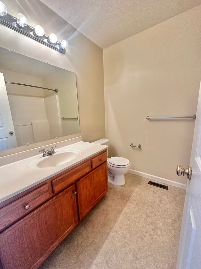 Building Photo - Townhome for Rent in Taylor Springs *****For a limited time, get your first month’s rent at HALF ...