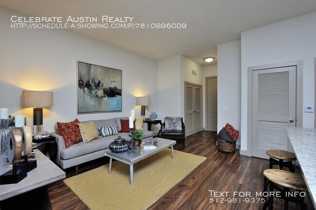 Building Photo - Broadstone 8100