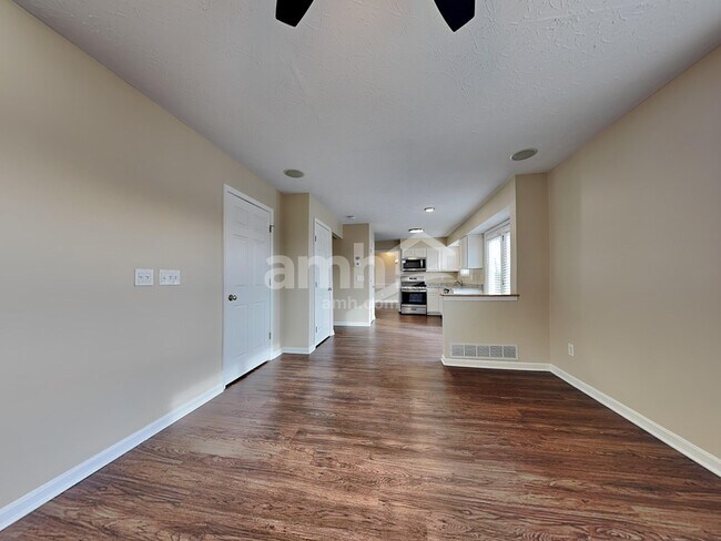 Building Photo - 7207 Rachaels Run