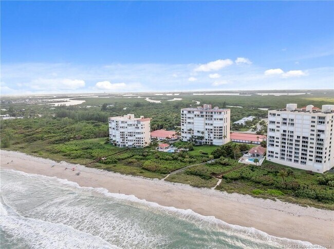 Building Photo - 3880 N Hwy A1A