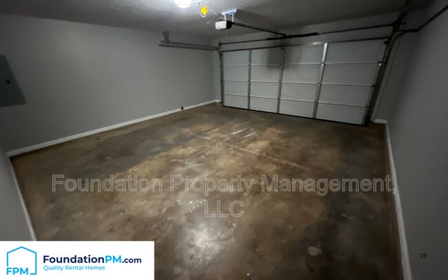 Building Photo - 91 Brighton Village Loop