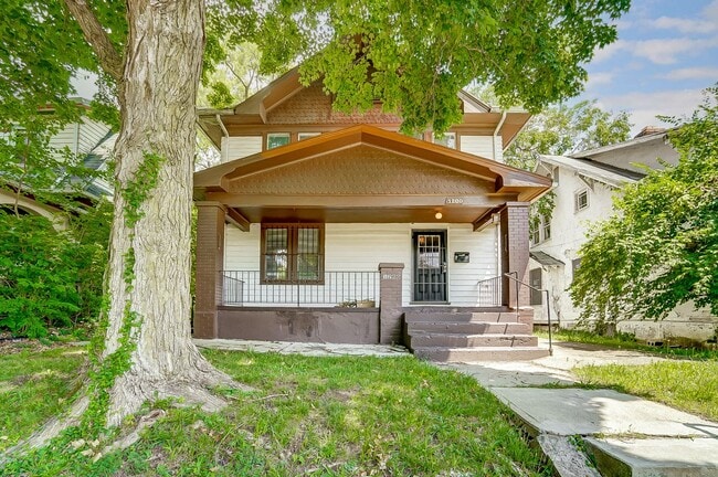 Primary Photo - Spacious Three Bedroom in Dayton!