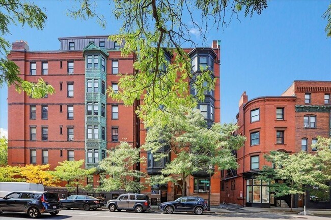 Building Photo - 31 Massachusetts Ave