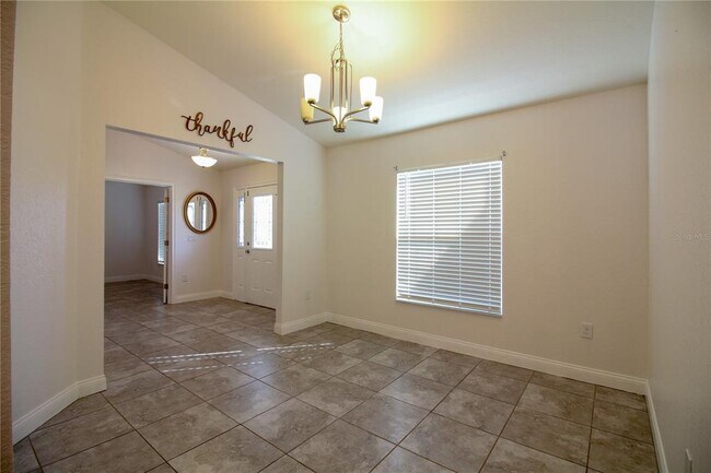 Building Photo - 5815 Christiansen Ct