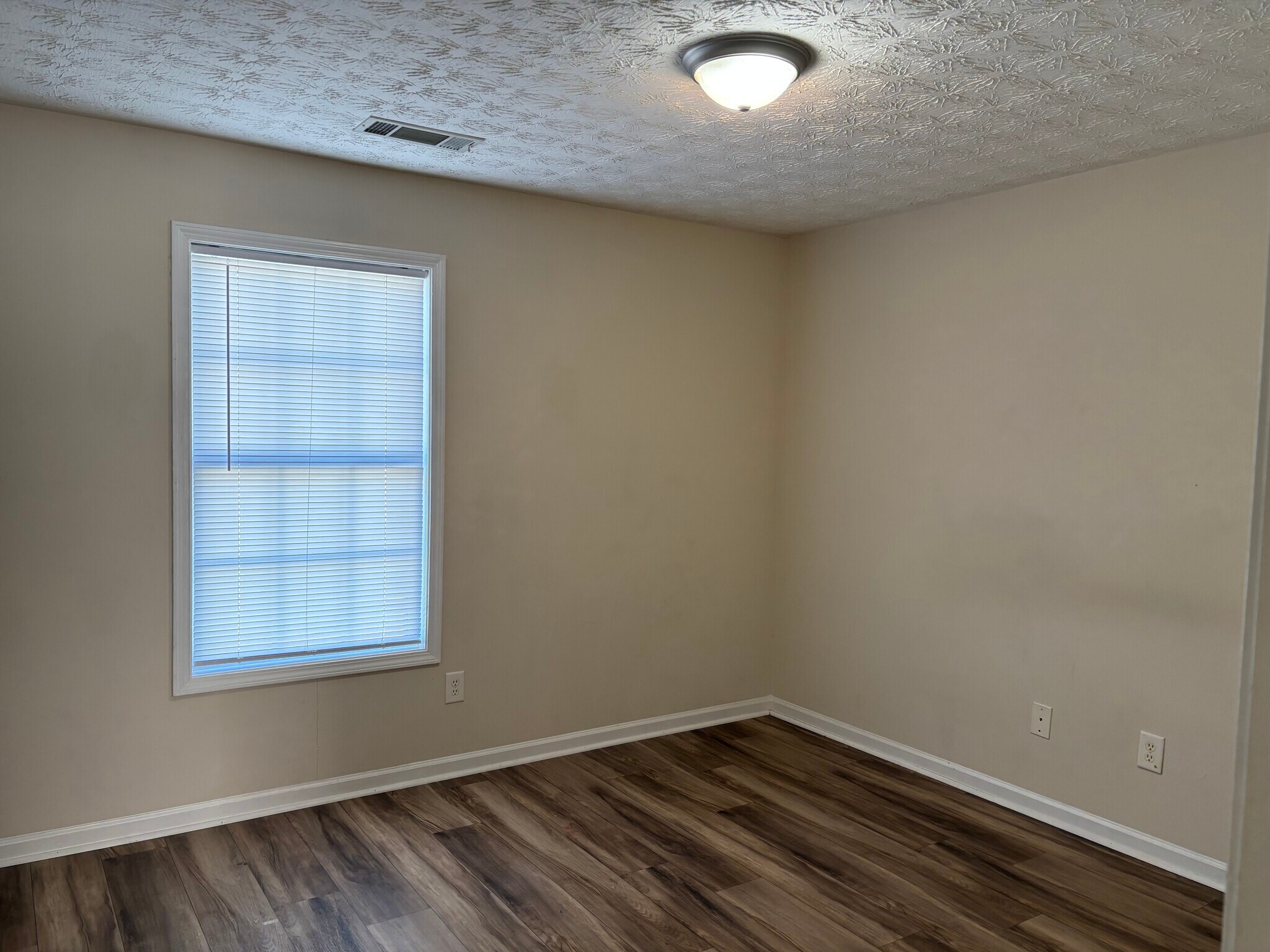 Front Bedroom - 97 Lily Dr Apt I, Lily Drive Apartments