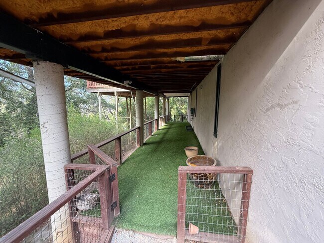 Building Photo - UNIQUE THREE BEDROOM TWO BATH MODERNIST MILL VALLEY HOME