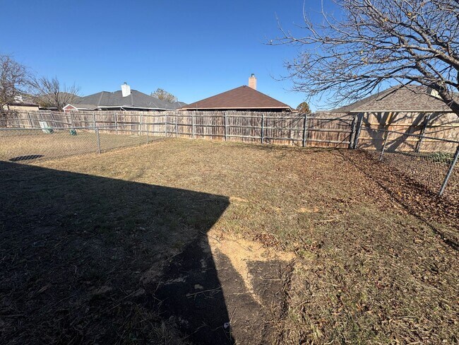 Building Photo - 4807 John David Dr