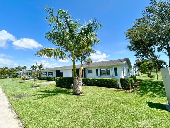 Building Photo - 2766 Emory Dr W