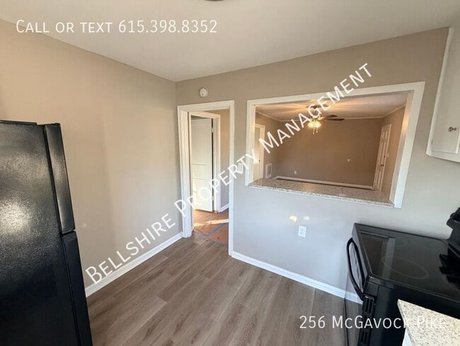 Building Photo - 256 McGavock Pk