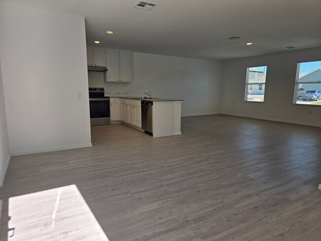 Building Photo - 13327 Laffoon Wy