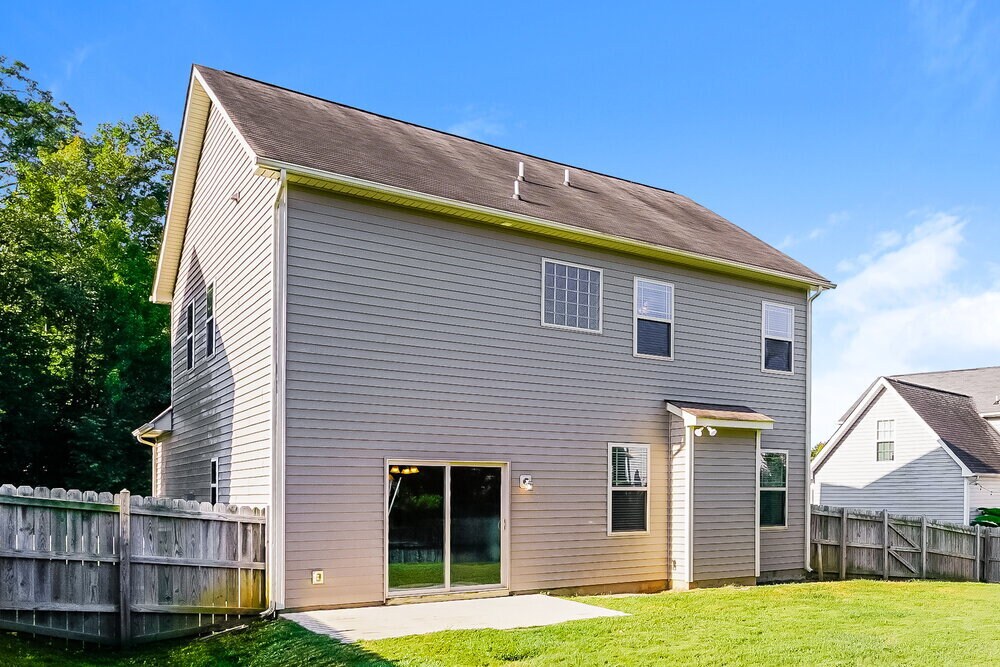 Building Photo - 716 McCarthy Dr