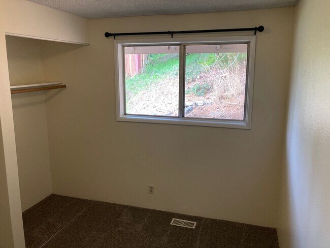 Building Photo - 3791 Onyx St