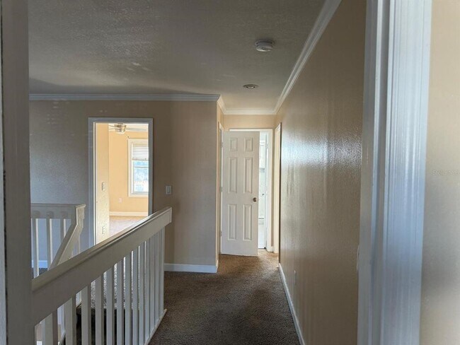 Building Photo - 3208 Fairfield Dr