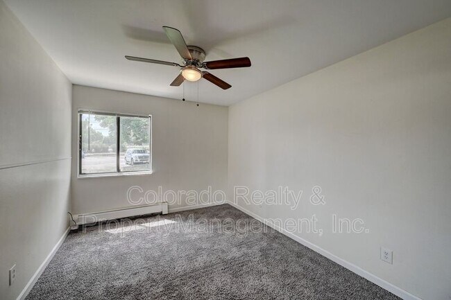 Building Photo - 5995 W Hampden Ave