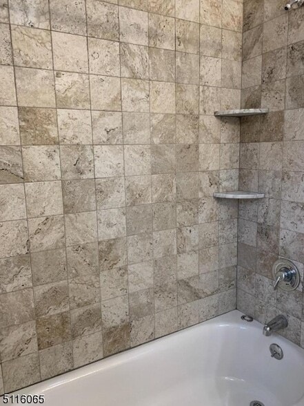 Building Photo - 132 Willow St