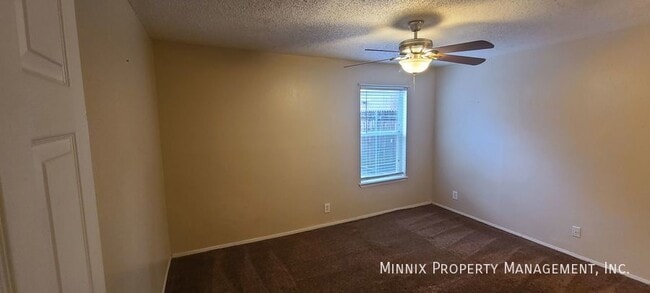 Building Photo - 4700 Boulder Dr