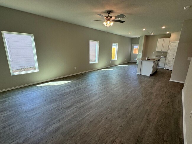 Building Photo - Brand New Single-Story NBTX Home!