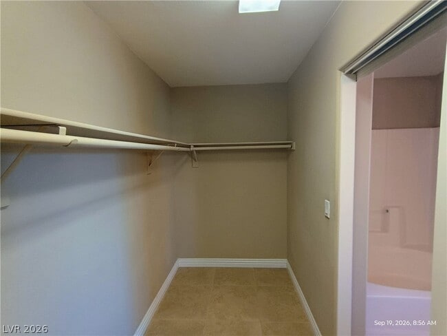 Building Photo - 9742 Thistle Dew Ave