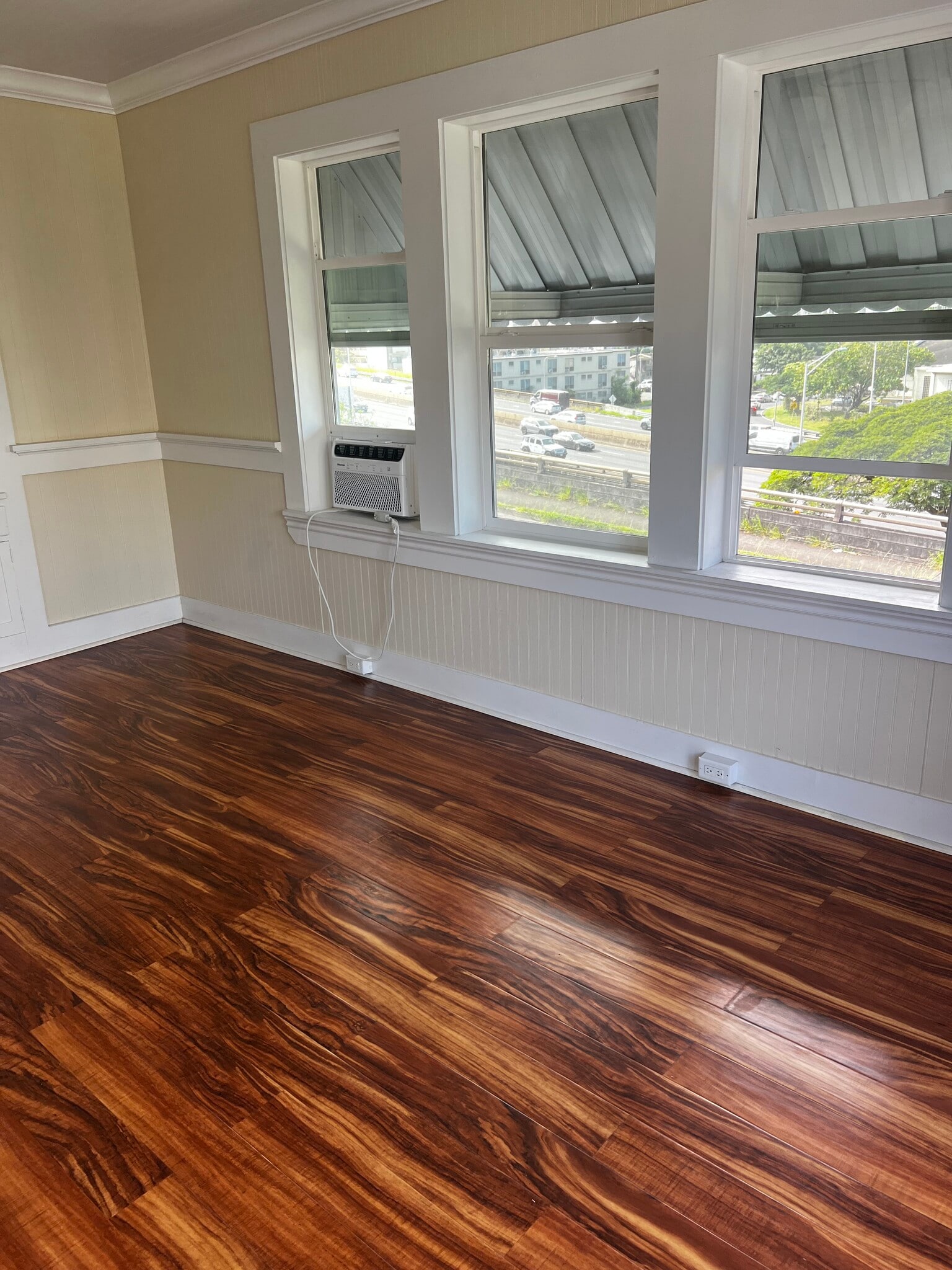 Living-room - 222 A Iolani Ave