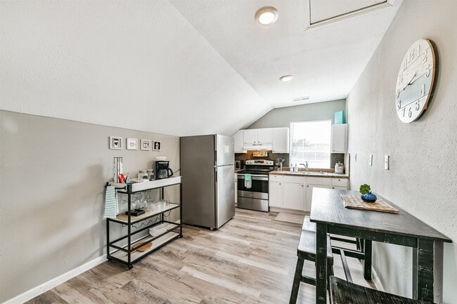 Building Photo - 2727 Avenue K