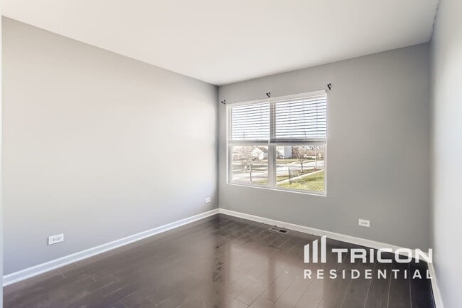 Building Photo - 12214 Magnolia Ct