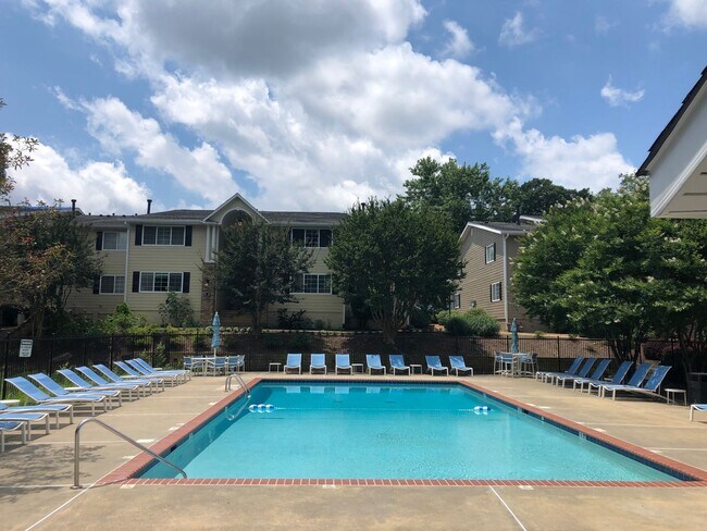 Building Photo - Very Spacious 2bd/2ba Condo in Brookhaven ...