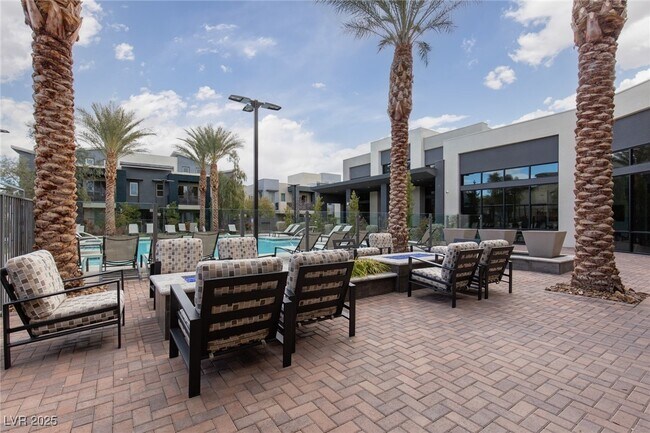 Building Photo - 11283 Cactus Tower Ave