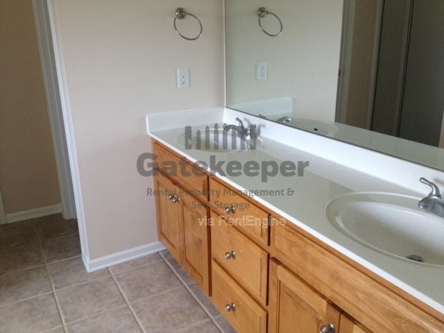 Building Photo - 309 Hambrick Park