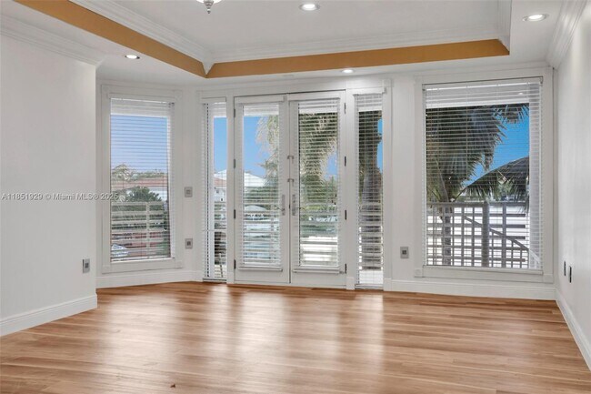 Building Photo - 16232 NW 79th Ave