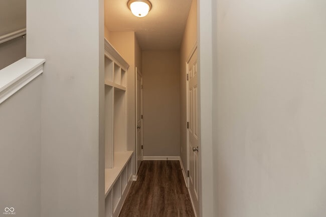 Building Photo - 1119 Cobra Dr