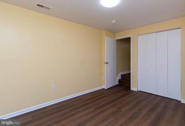 Building Photo - 7223 Havre Turn