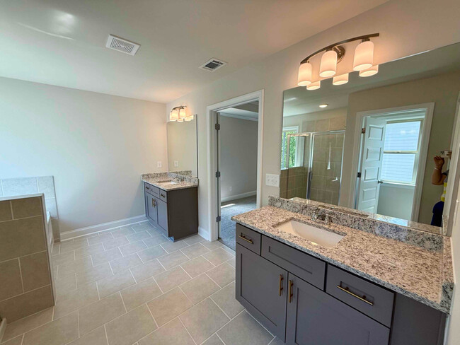 Building Photo - 3338 Sir Gregory Manor NW