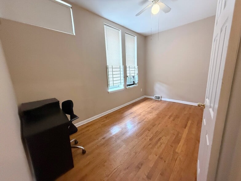 Apt 1 - Bedroom 1 - 2148 N Carlisle St
