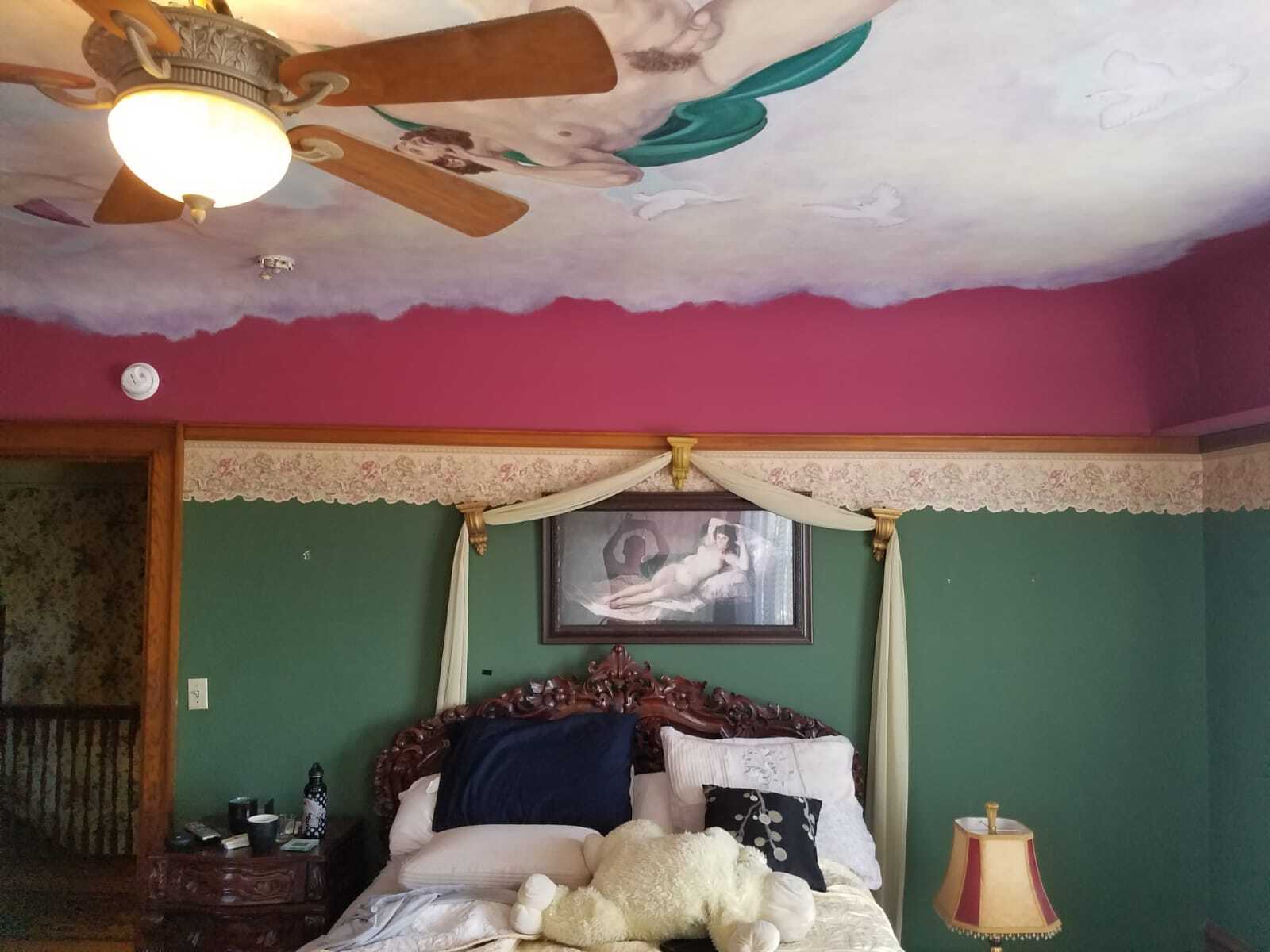 French Room $1350 - 2374 Mission Inn Ave