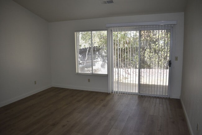 Building Photo - 8509 El Lindo Ct