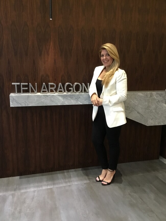 Building Photo - 10 Aragon Ave