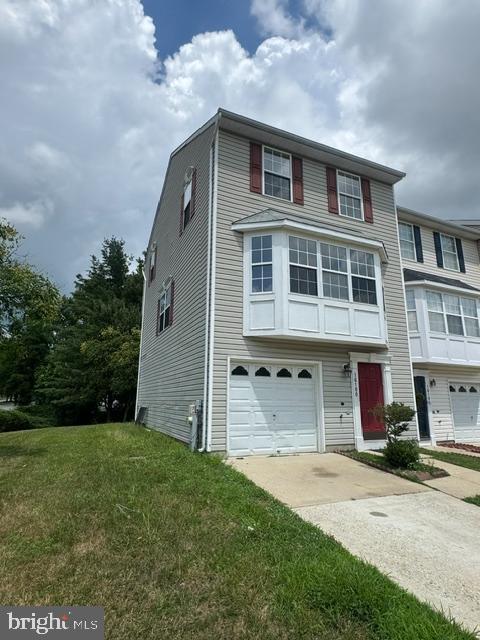 Building Photo - 16100 Edenwood Dr