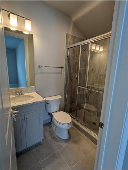 Building Photo - 9292 Crestview Cir