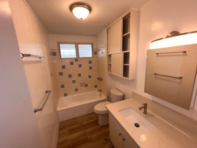 Building Photo - 4/2/3 + Office Space - Single Family Home ...